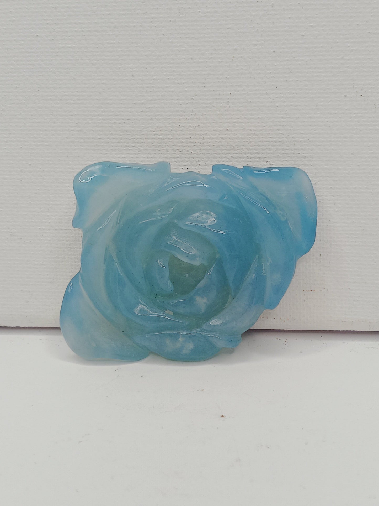 🌊🌹 Aquamarine Rose Carving – Tranquility Love and Courage ✨
