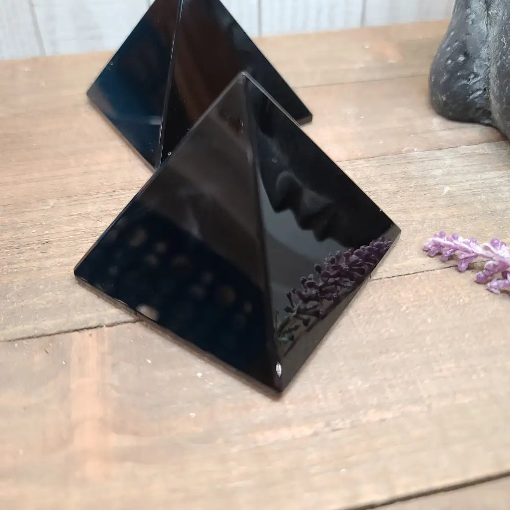 Black Obsidian Pyramid 2.25’’ - Carvings