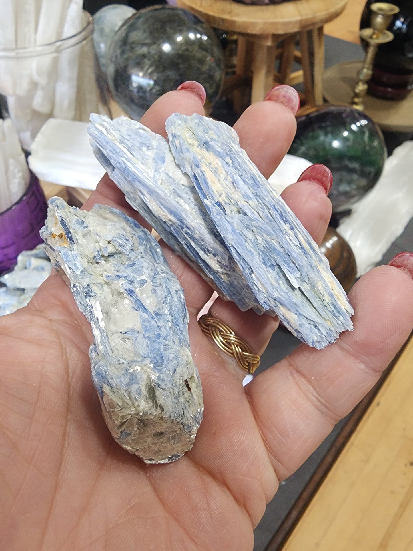 ๐โจ Blue Kyanite Specimen Chunks โ Alignment Communication and High-Vibrational Energy! ๐ - Tumbles