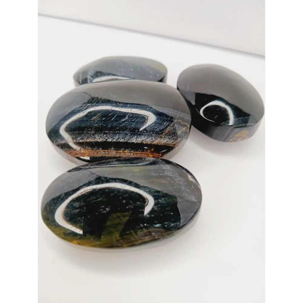šš¤ Blue Tigerās Eye Palm Stone ā Insight Calm and Protective Energy ⨠- PALM