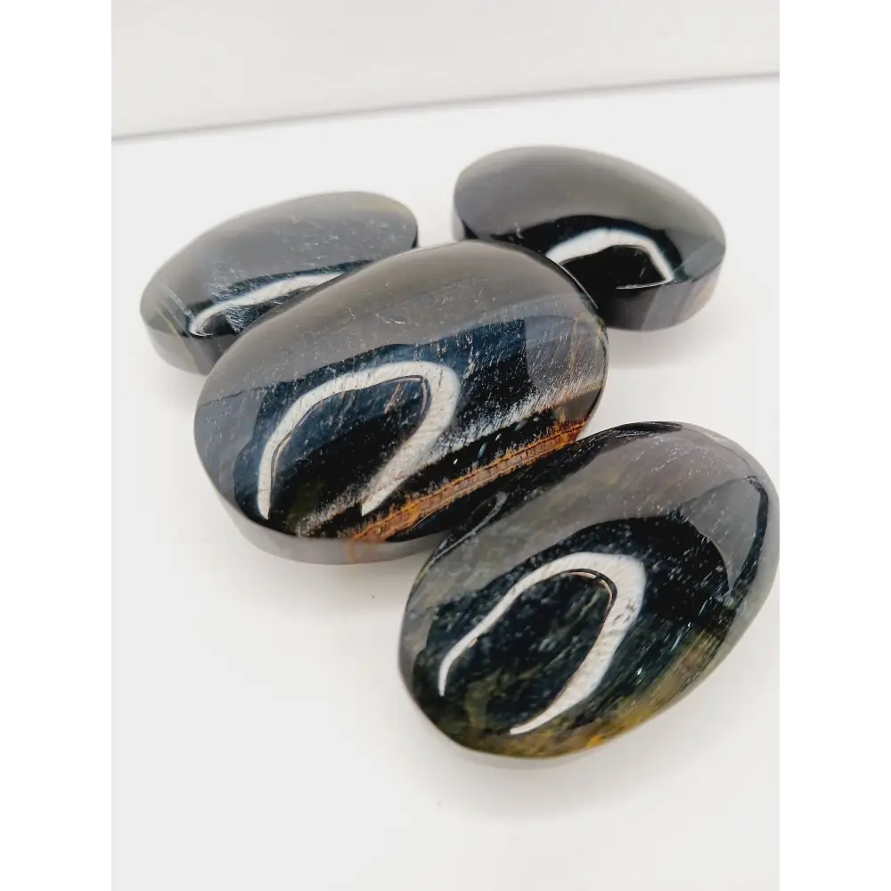 šš¤ Blue Tigerās Eye Palm Stone ā Insight Calm and Protective Energy ⨠- PALM