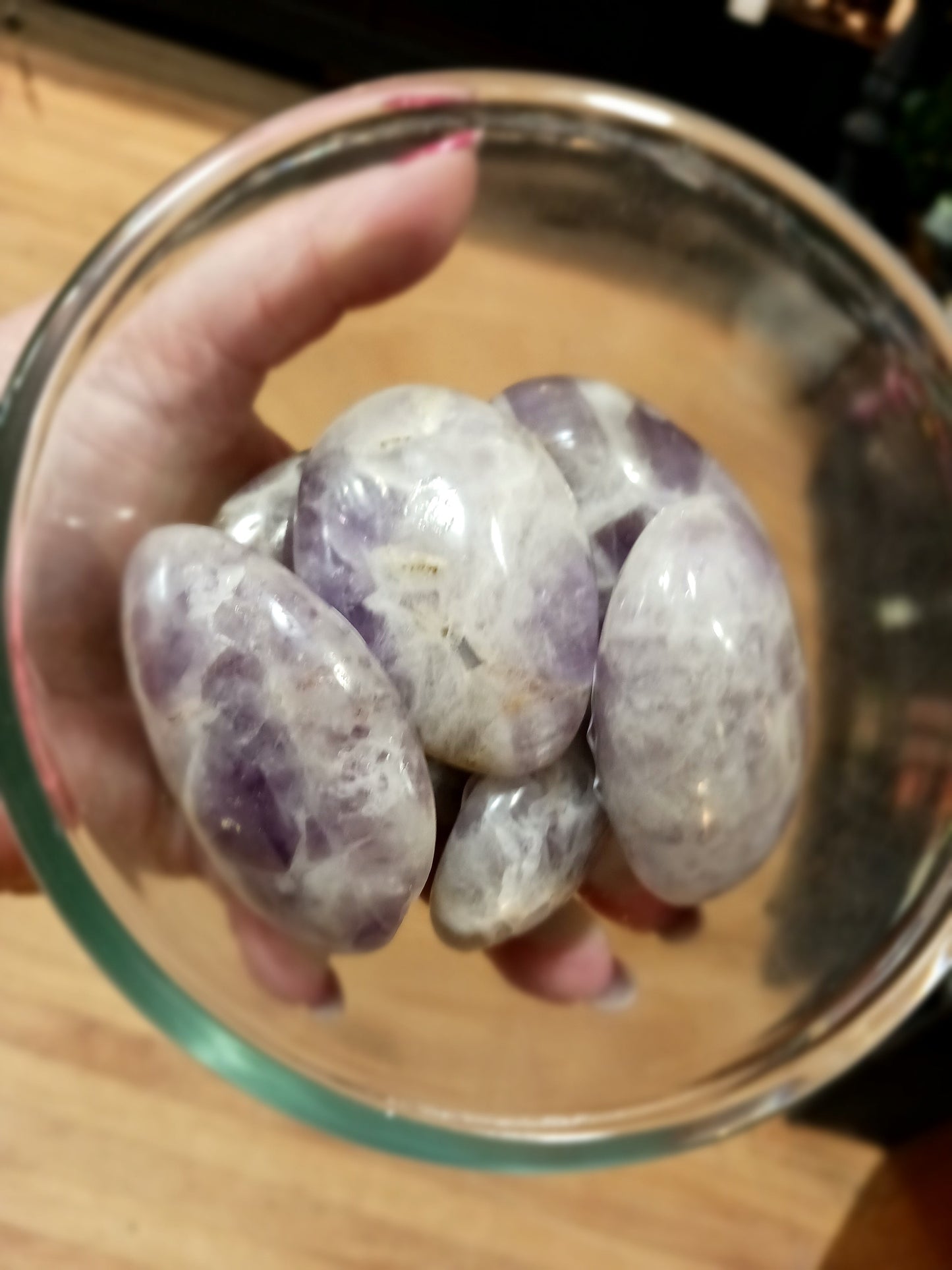 💜🌙 Dream Amethyst Palmstones (2’’ – 2.5’’) – Intuition Calm and Spiritual Clarity! 🌙💜