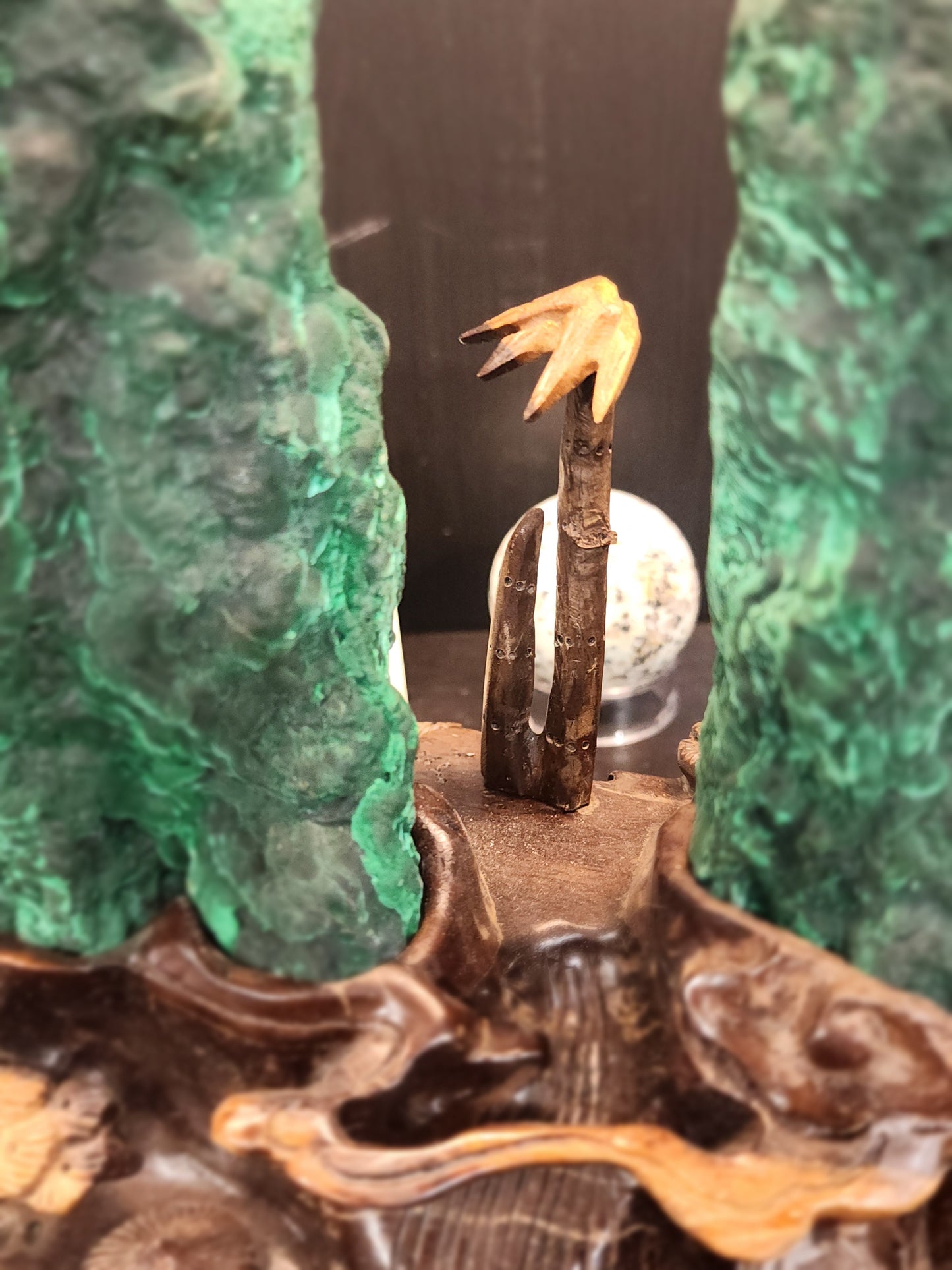 š“š Gorgeous Double Malachite Tower Specimen with Palm Tree Scenery ā Natureās Artistry & Heart Healing! ⨠- Specimens