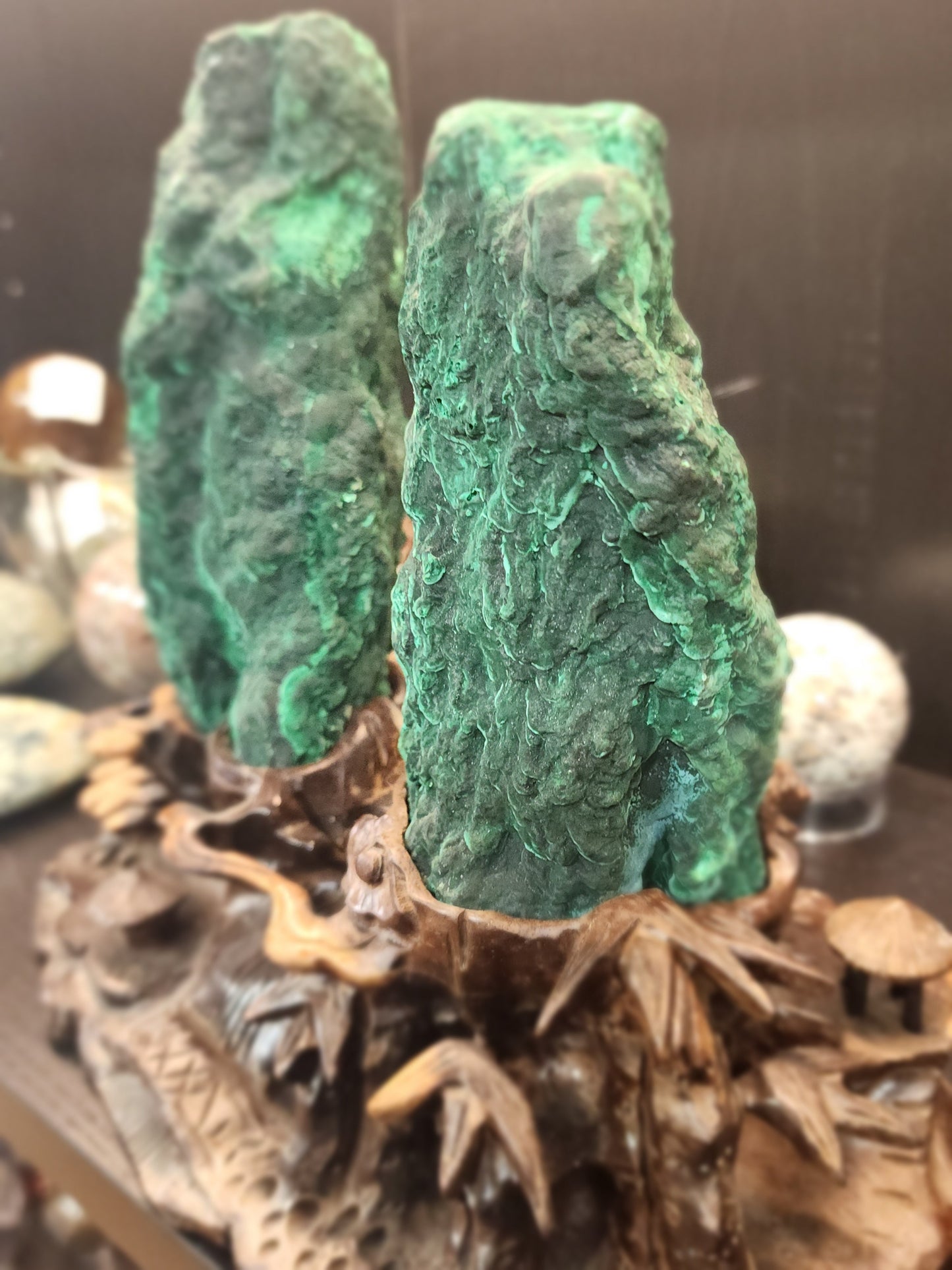 š“š Gorgeous Double Malachite Tower Specimen with Palm Tree Scenery ā Natureās Artistry & Heart Healing! ⨠- Specimens