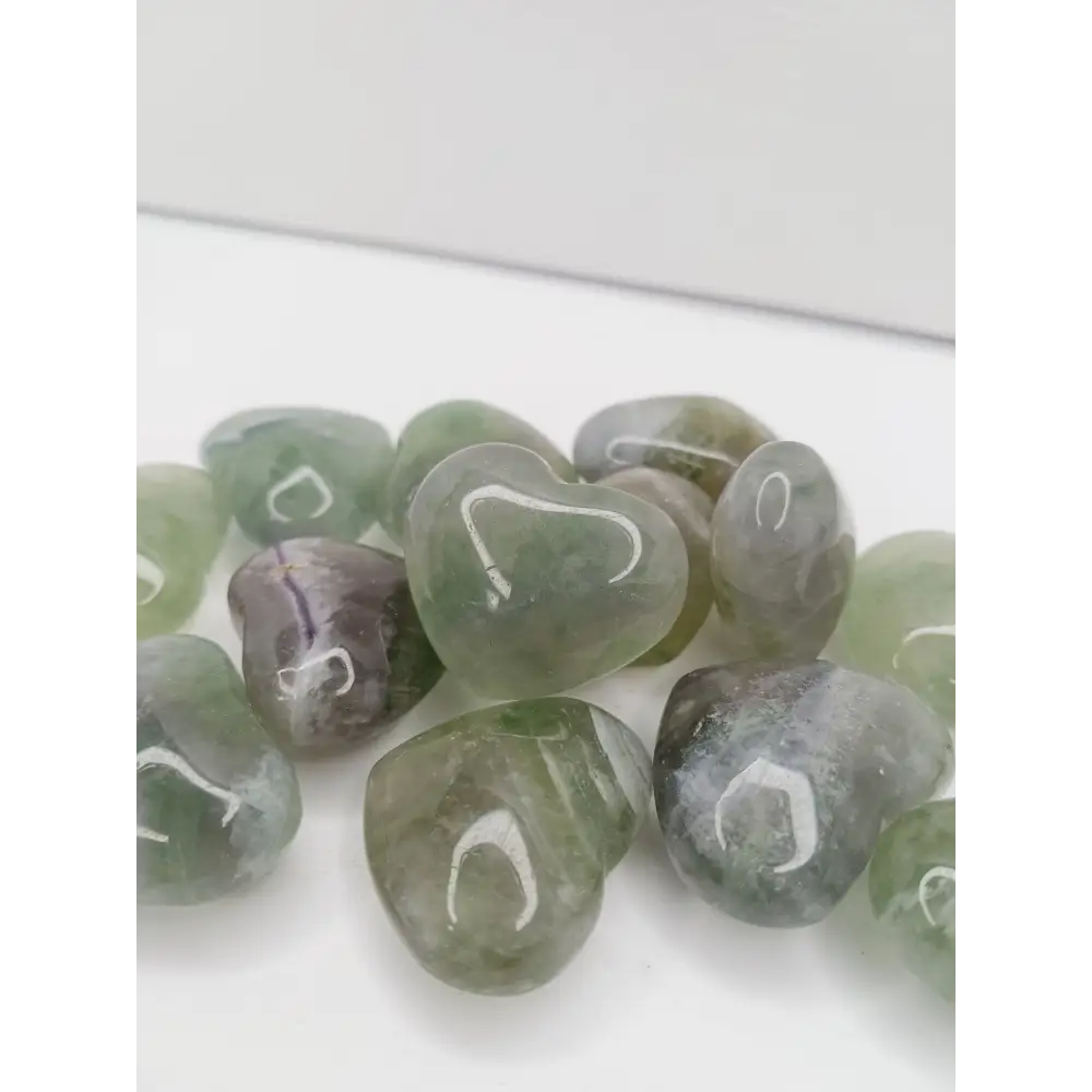 💚✨ Green Fluorite Mini Heart – Healing Clarity and Renewal 🌿 - Carvings