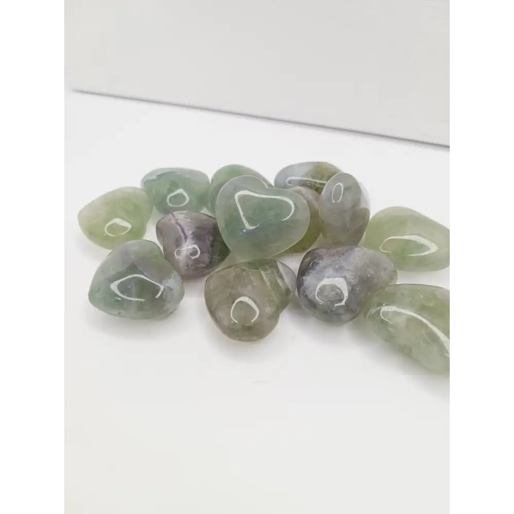 💚✨ Green Fluorite Mini Heart – Healing Clarity and Renewal 🌿 - Carvings
