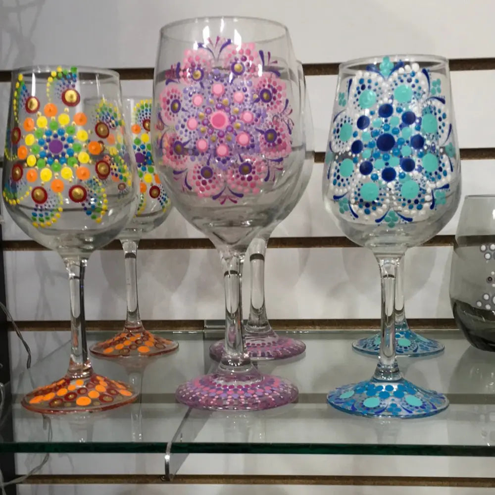 ๐๐ท Handpainted Mandala Wine Glass โ Elevate Your Entertaining and Sip in Style ๐จ - Drinking Vessels