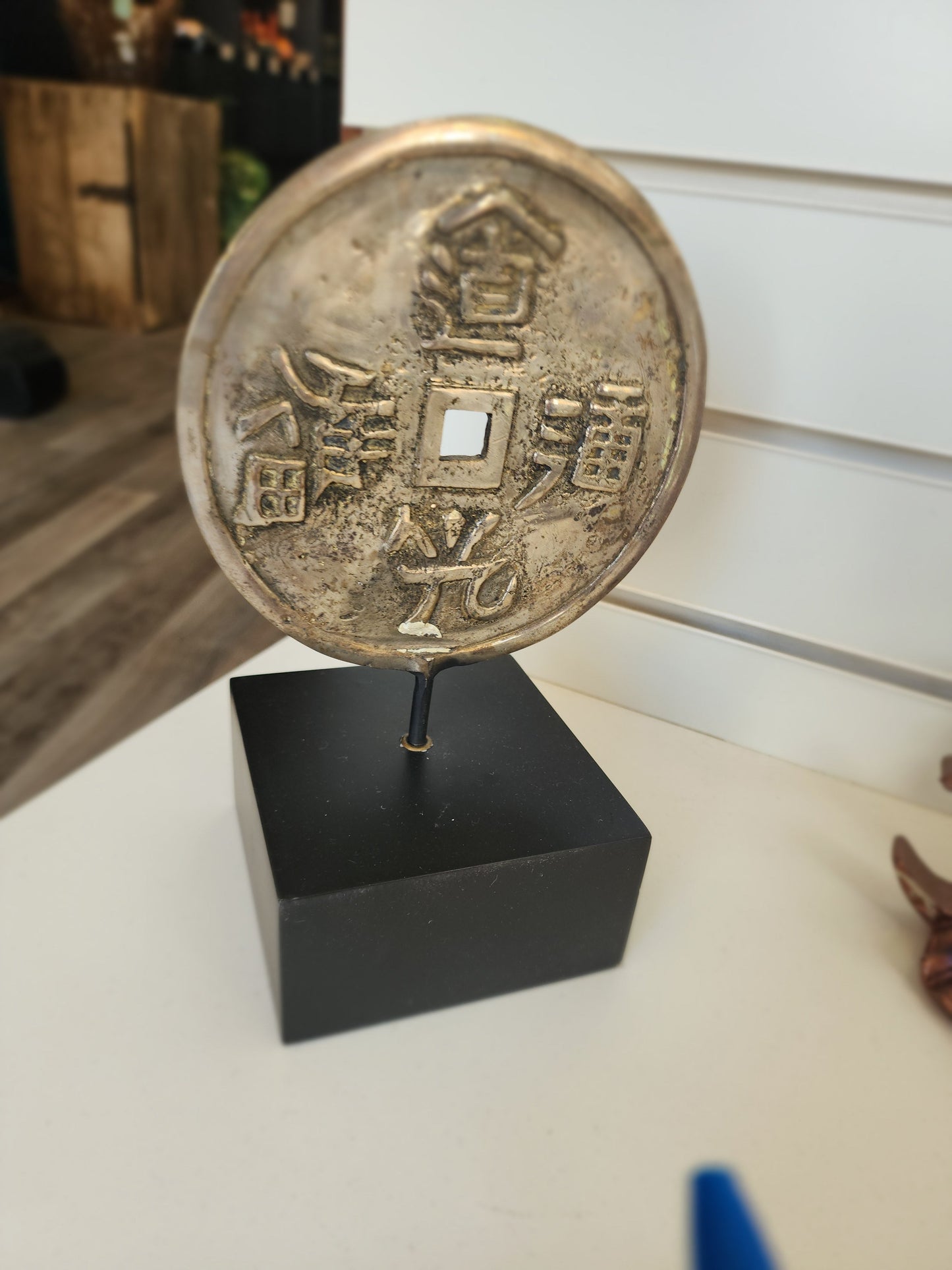 I Ching Pedestal Statue - Statues