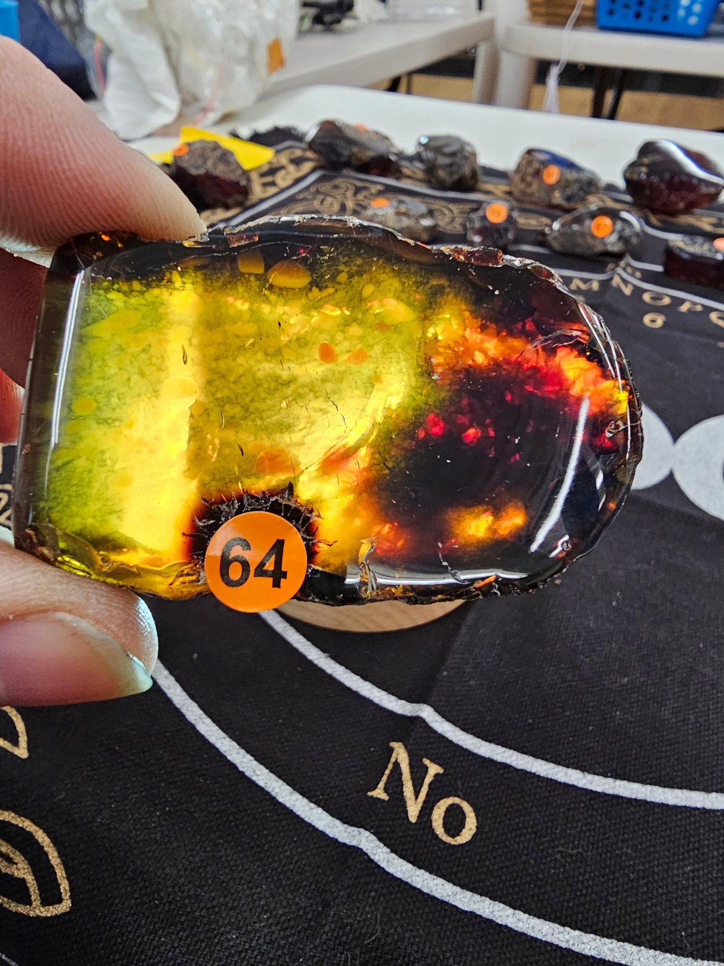 🔥 Red Amber from Sumatra - 1’’ to 1.5’’ Chunks ✨ - Medium-64 - Specimens