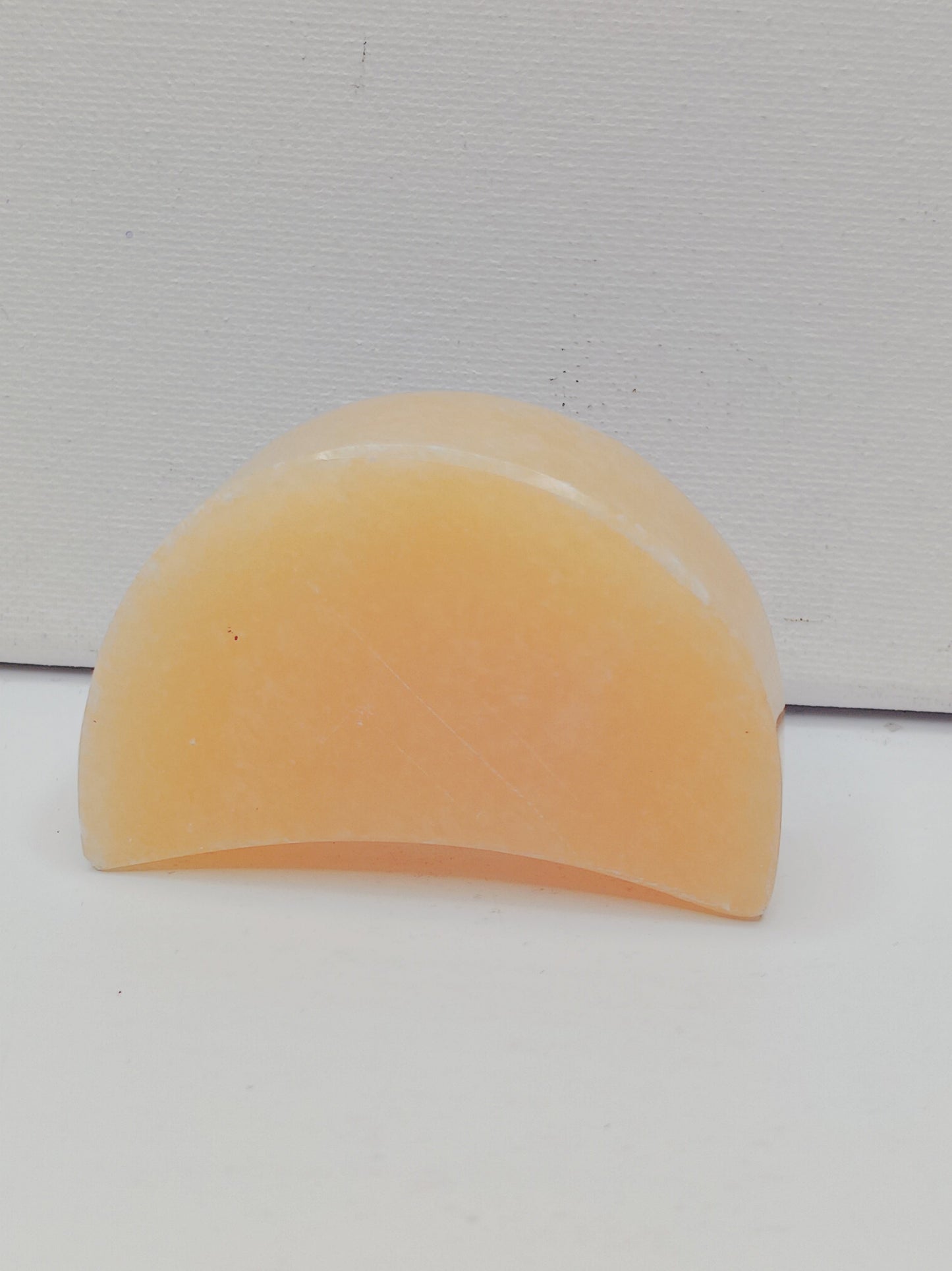 🌙⭐ Star and Moon Carvings – Dream Manifest and Illuminate Your Path ✨ - Orange Calcite Moon - 2.5’’