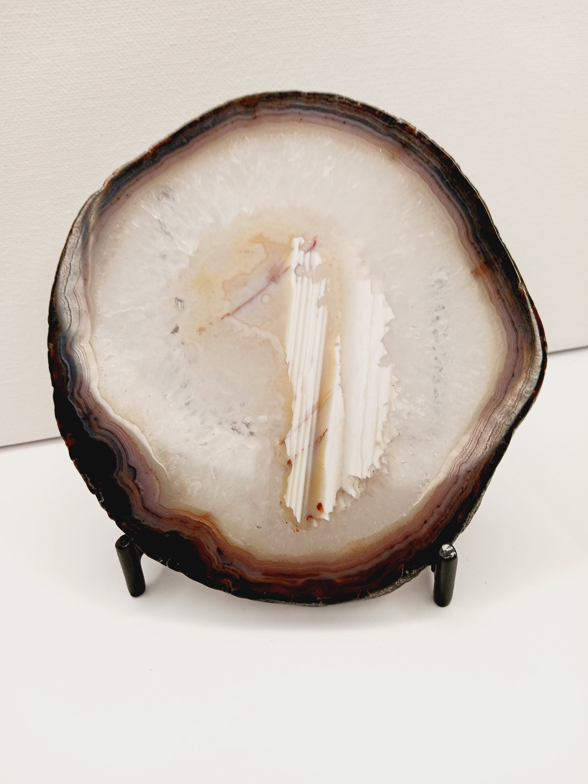 🌀✨ Agate Slice Specimen with Stand – Balance Protection and Natural Beauty 🌈 - Specimens