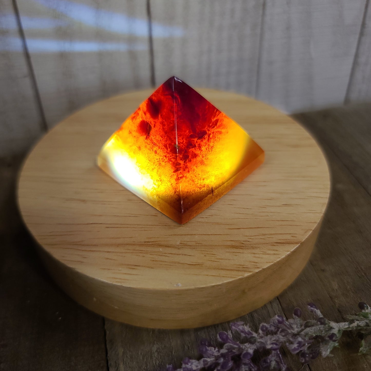 AMBER Pyramids - 8 - Carvings
