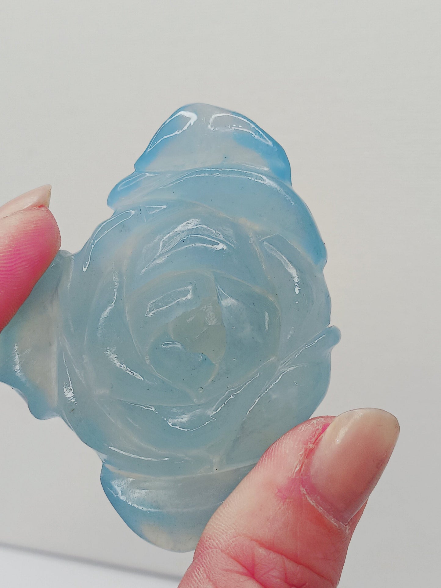 🌊🌹 Aquamarine Rose Carving – Tranquility Love and Courage ✨