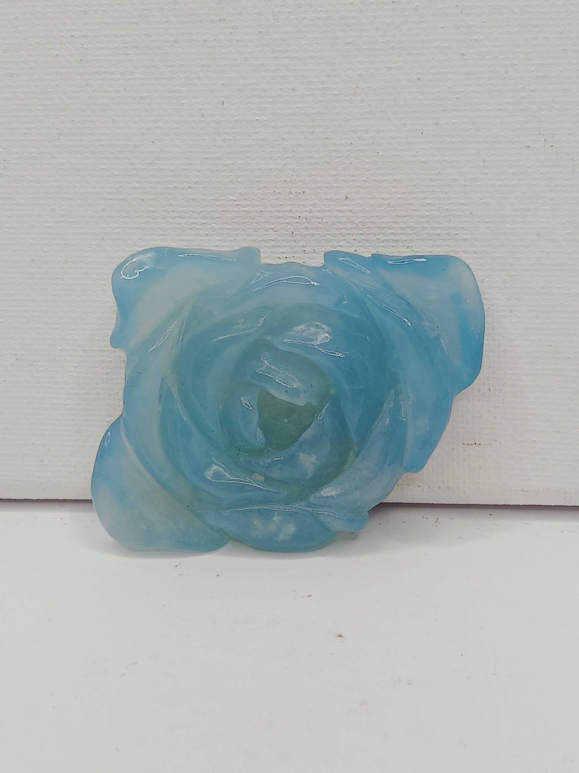 🌊🌹 Aquamarine Rose Carving – Tranquility Love and Courage ✨