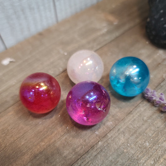 Aura Quartz Mini Sphere - Spheres