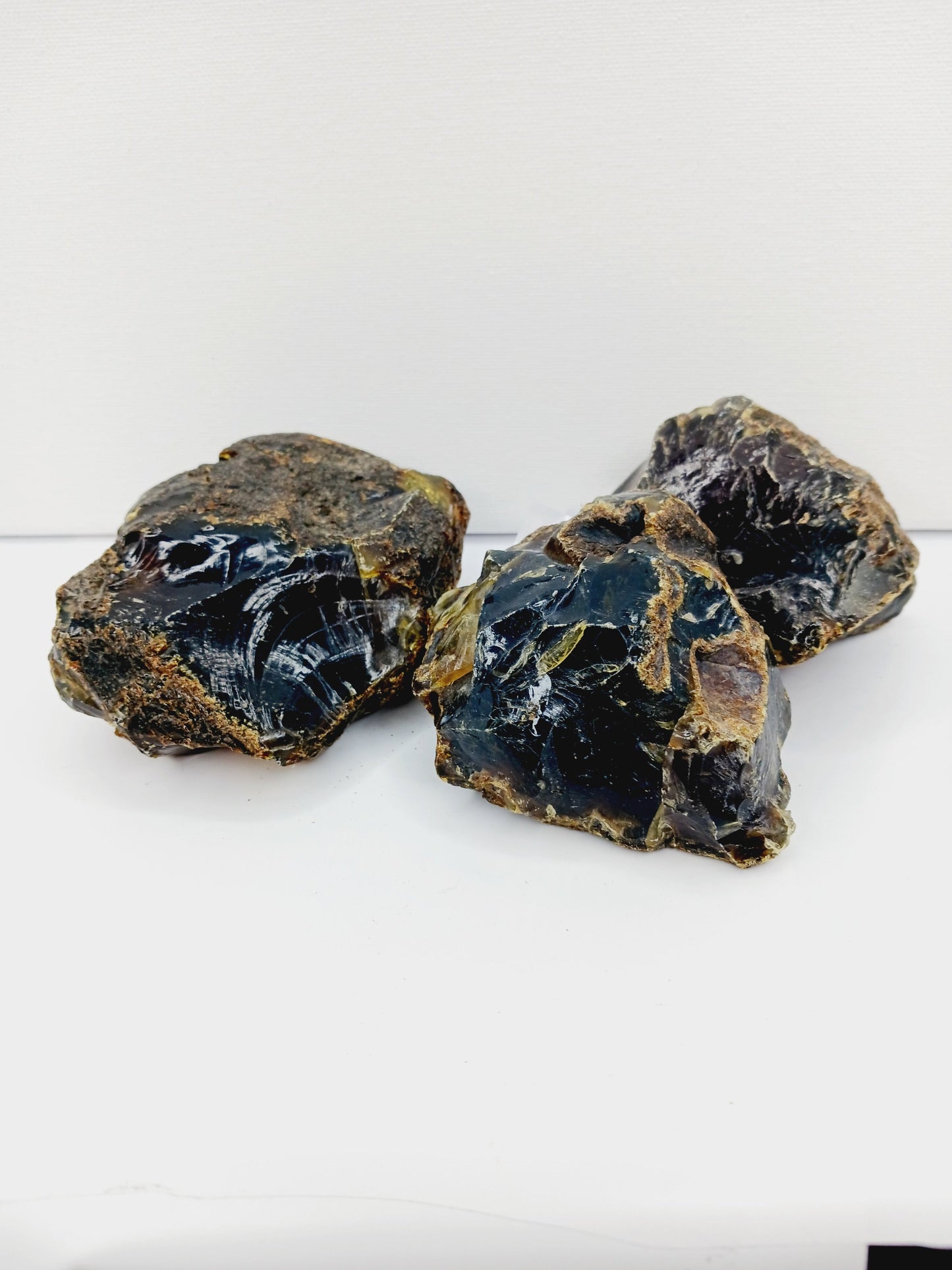 💙✨ Blue Amber Specimen – Illumination Clarity and Ancient Energy 🌌 - Specimens