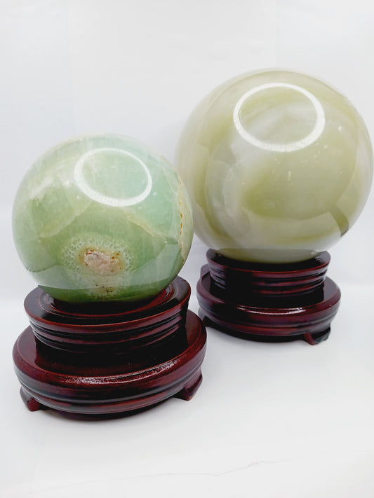 🌊💚 Blue-Green Calcite Spheres with Free Stand – Calming Energy Heart Healing and Oceanic Beauty! ✨