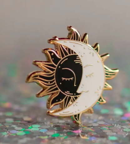 BROOCH LAPEL ENAMEL Magical Pins Pin (Page 1) - Moon and Sun - Clothing & Apparel