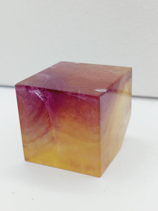 🍬✨ Candy Fluorite Cube 1.5 Inch – Focus Balance and Sacred Geometry 🌈 - 1.5’’ Square Candy Fluorite Cube - Tumbles