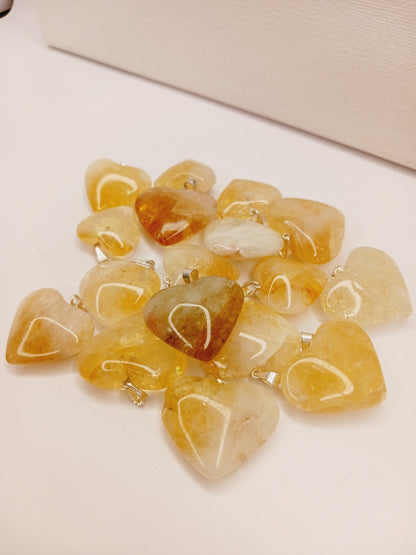💛🌈 Citrine Heart Pendant – Joy Abundance and Intuitive Light ✨