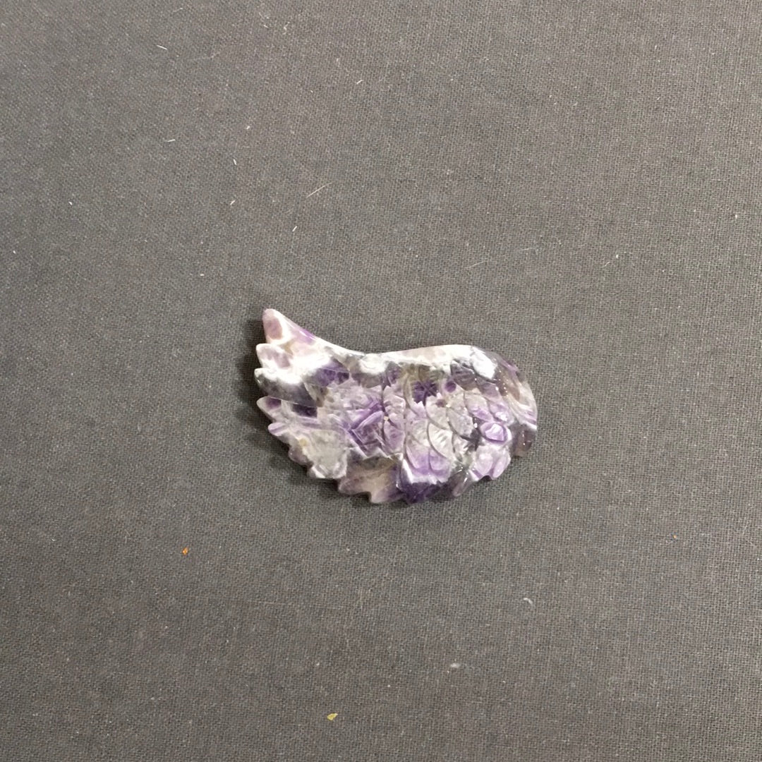 Crystal Angel Wings 2.5’’ – Guardian Angel Energy | The Mystical Moons - Dream Amethyst - 6 - Carvings