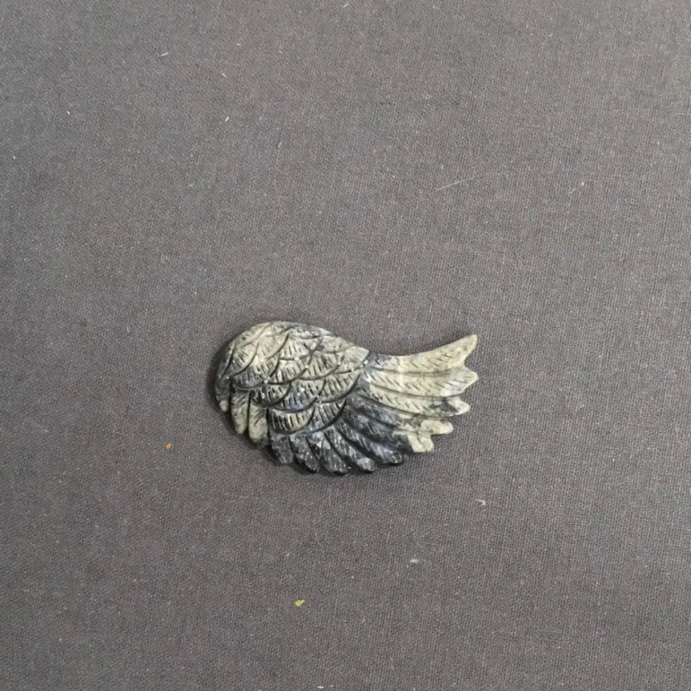 Crystal Angel Wings 2.5’’ – Guardian Angel Energy | The Mystical Moons - Quea Sera - 8 - Carvings