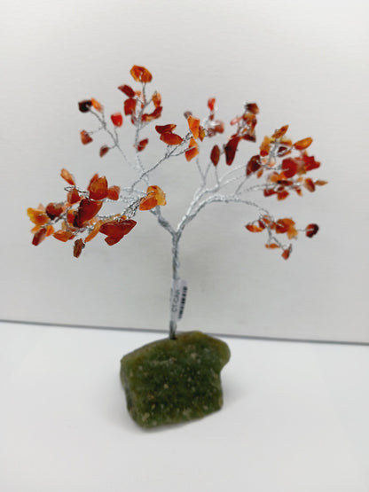 🌳✨ Crystal Gemstone Tree – Abundance and Harmony Assorted Sized 🌈 - 6’’ Carnelian (Silver) - Home Decor