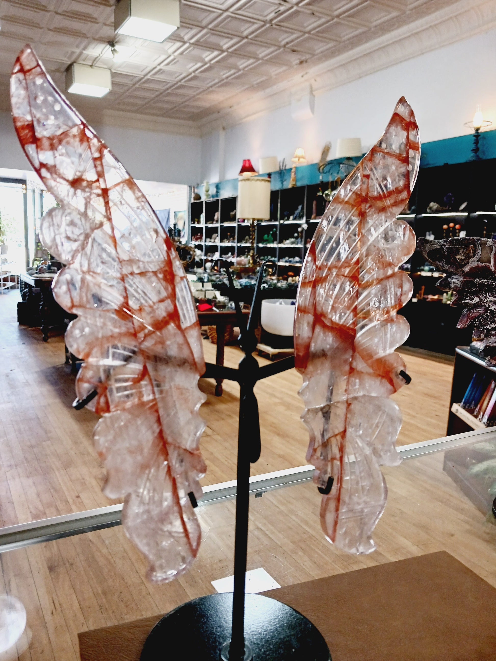 ✨ Crystal Wings with Stand – Transformation Protection and Angelic Energy! 🌟 - Fire Quartz wing was broken and mended