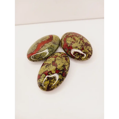 🐉🌿 Dragon’s Blood Palm Stone – Courage Healing and Vitality ✨ - PALM