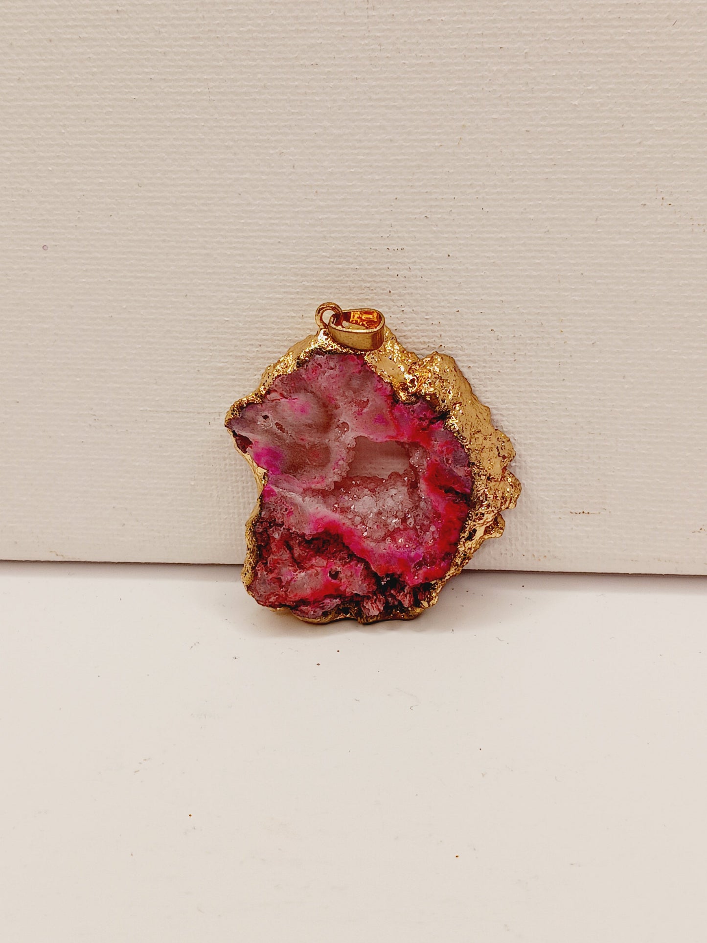 💖💙💜 Druzy Pendant – Sparkling Statement and Intuitive Pick ✨ - Pink - Jewelry