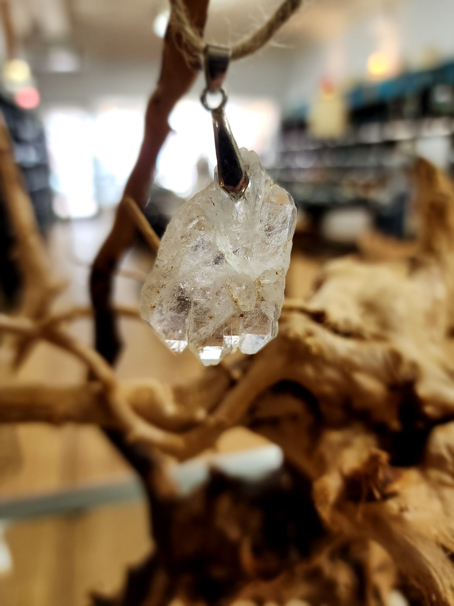 🤍✨ Elegant Connection: Faden Quartz Specimen Necklace Pendant – Clarity Healing & Spiritual Bond! 🌟 - 11 - Jewelry