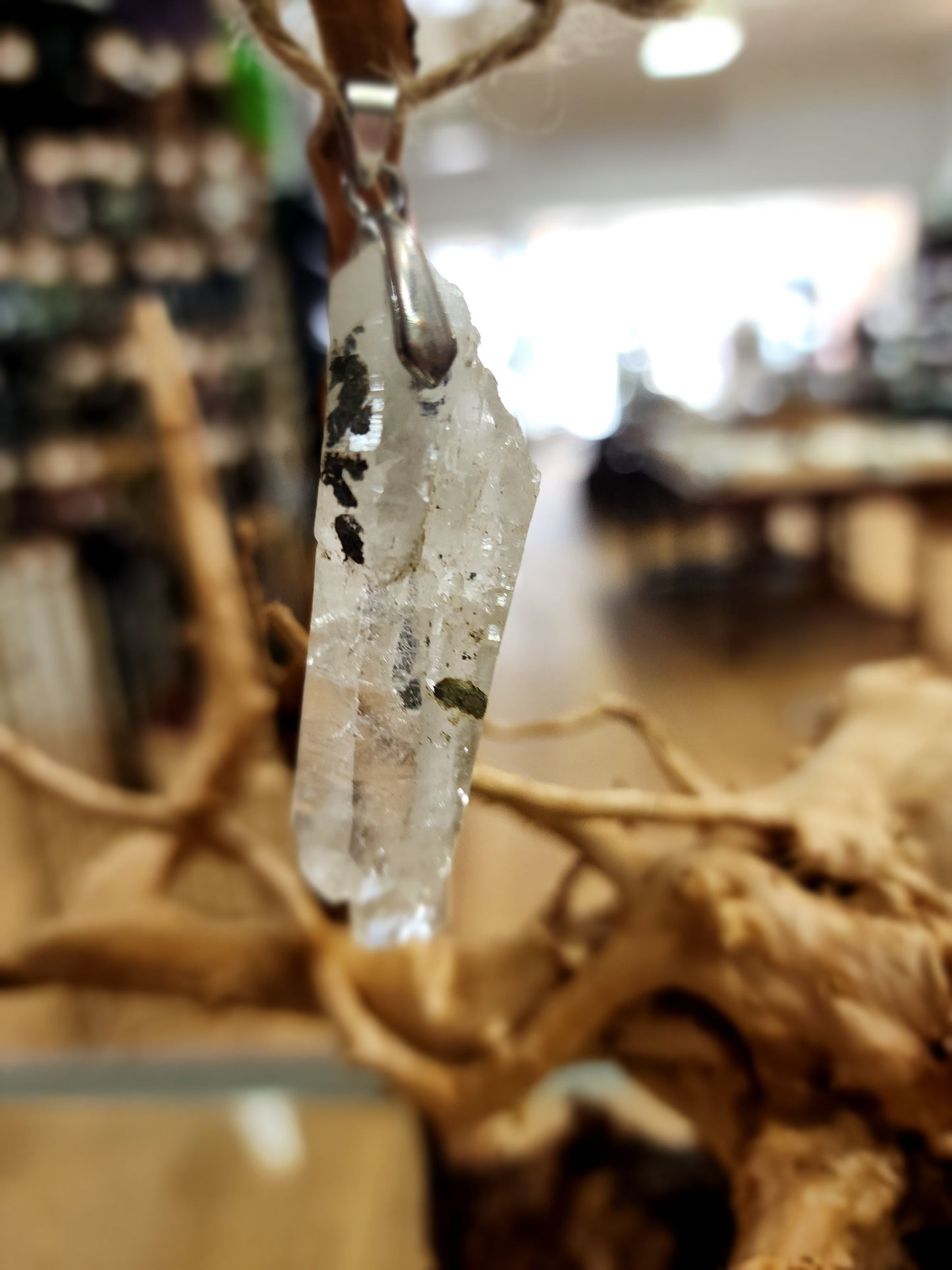 🤍✨ Elegant Connection: Faden Quartz Specimen Necklace Pendant – Clarity Healing & Spiritual Bond! 🌟 - 14 - Jewelry