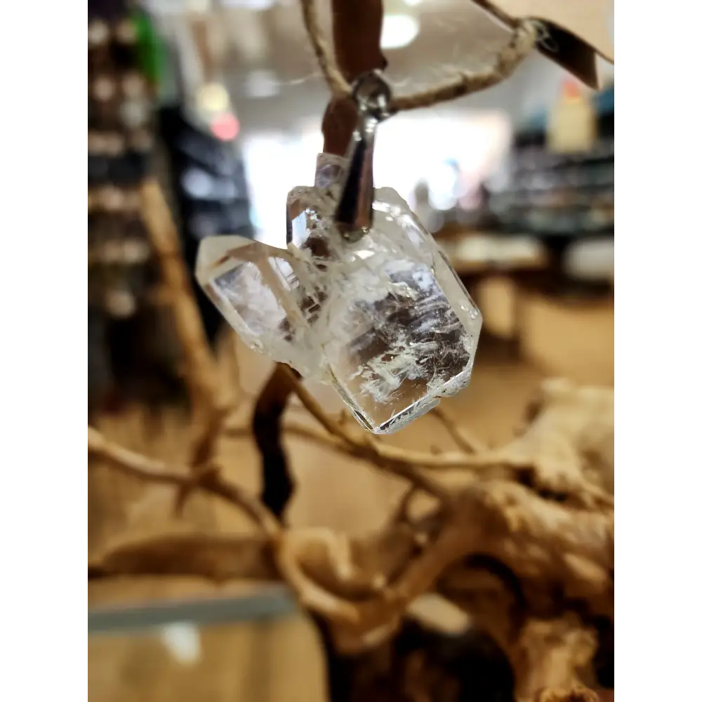 🤍✨ Elegant Connection: Faden Quartz Specimen Necklace Pendant – Clarity Healing & Spiritual Bond! 🌟 - 10 - Jewelry
