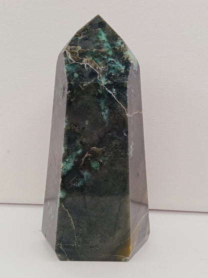 💚✨ Emerald Stone Tower – Abundance Heart Healing and Ancient Wisdom 🌿 - Towers