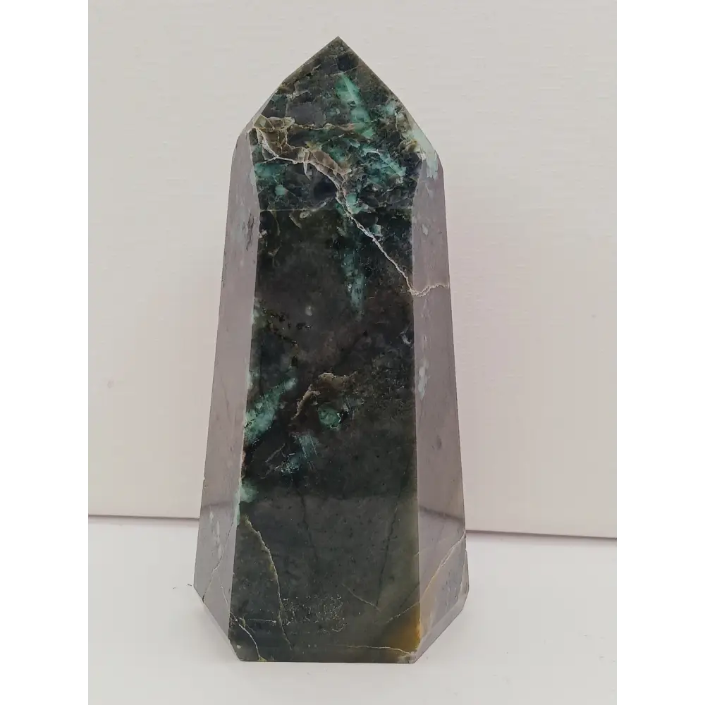 💚✨ Emerald Stone Tower – Abundance Heart Healing and Ancient Wisdom 🌿 - Towers