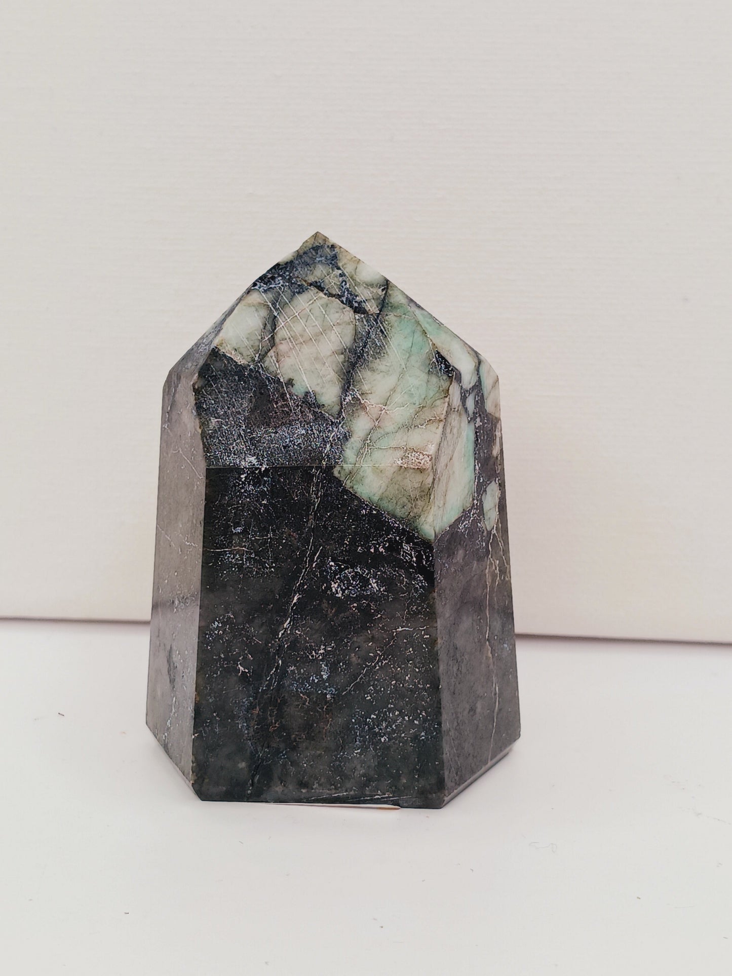 💚✨ Emerald Stone Tower – Abundance Heart Healing and Ancient Wisdom 🌿 - Towers