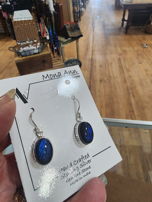 🌈✨ Ethereal Aura Set: Labradorite Earrings in Sterling Silver – Mystical Elegance & Transformative Energy! 💫 - Jewelry