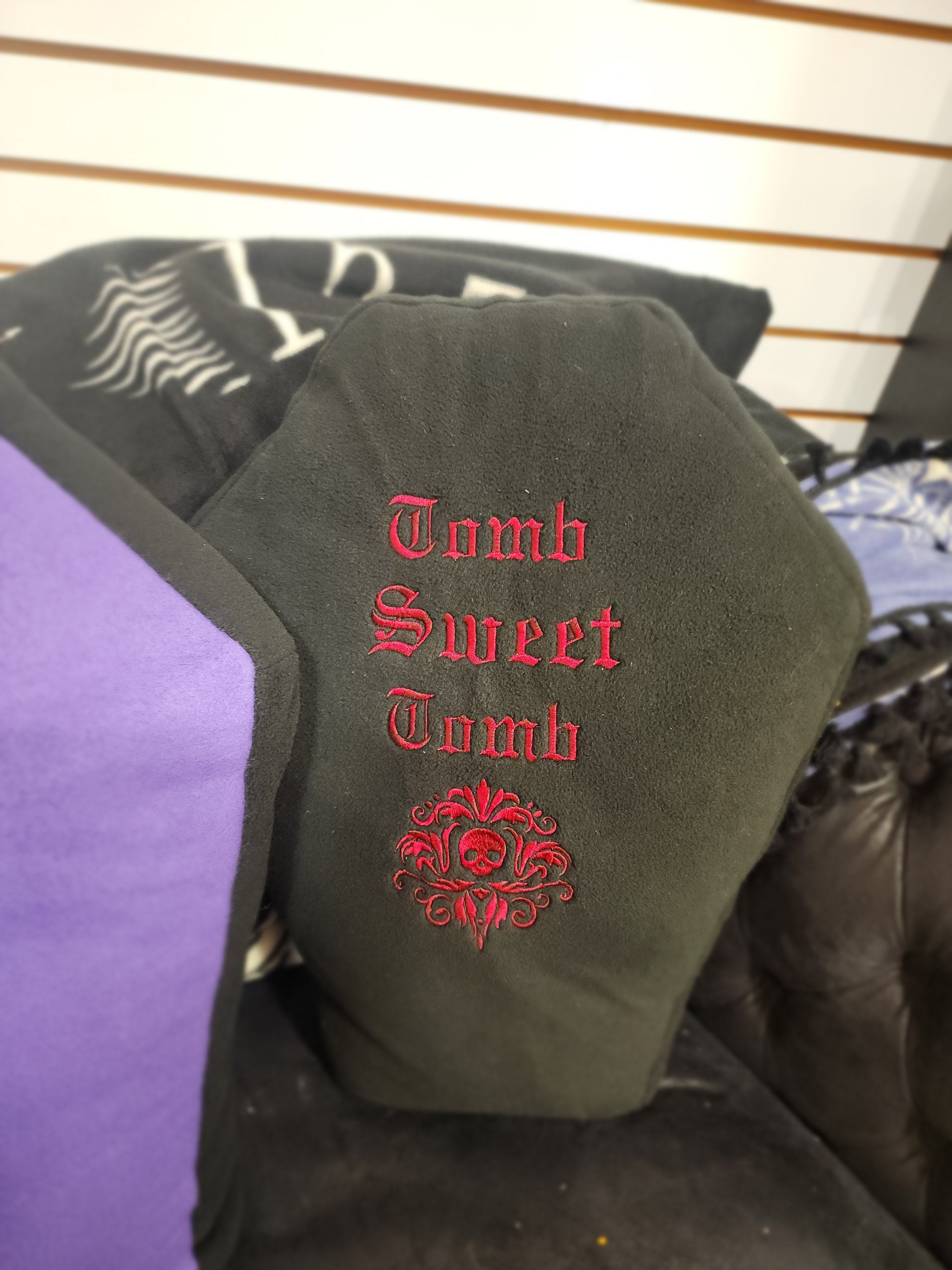 🖤 Fleece Coffin-Shaped Pillow - 19’’ x 13’’ ✨ - Pillows Blankets & Stuffed Creatures