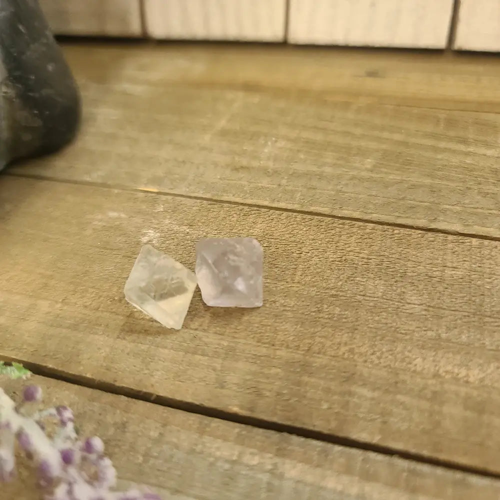 FLUORITE - OCTAHEDRONS Packs - 2 for 1 - Grid Working