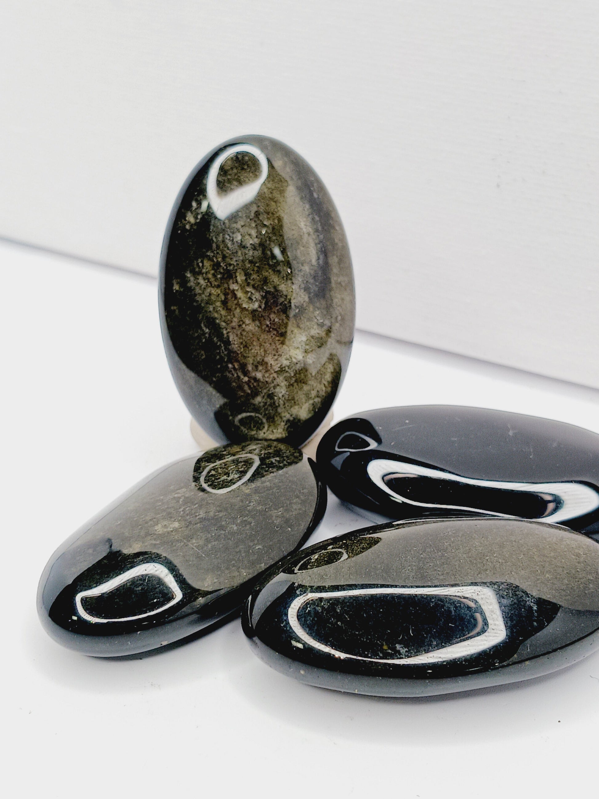 🌟🖤 Golden Sheen Obsidian Palmstone – Protection Empowerment and Inner Clarity ✨ - PALM