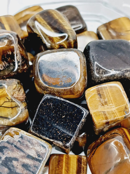 🟡✨ Golden Tigers Eye Cube – Confidence Protection and Focus 🧊 - Tumbles