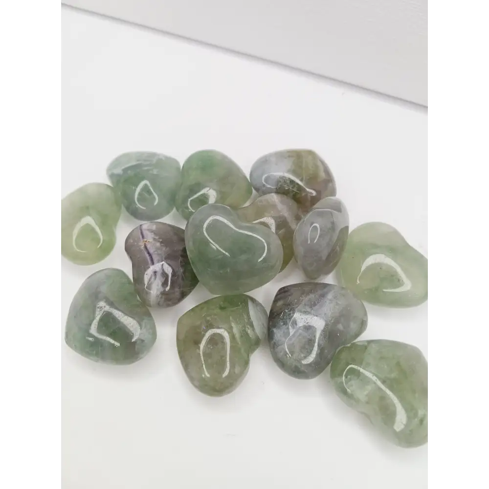 💚✨ Green Fluorite Mini Heart – Healing Clarity and Renewal 🌿 - Carvings