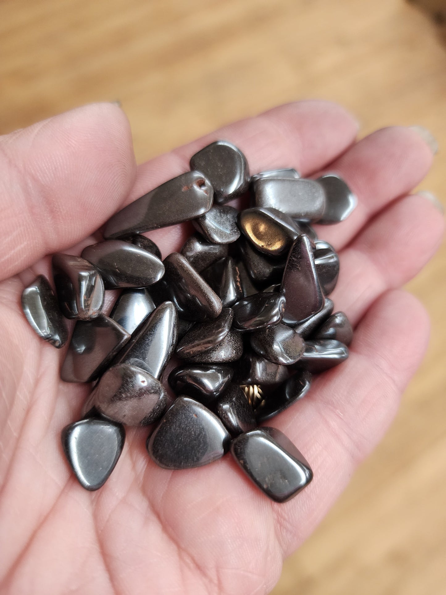 🖤✨ Hematite Tumble (Small) – Grounding Protection & Inner Strength! 🌑 - Tumbles
