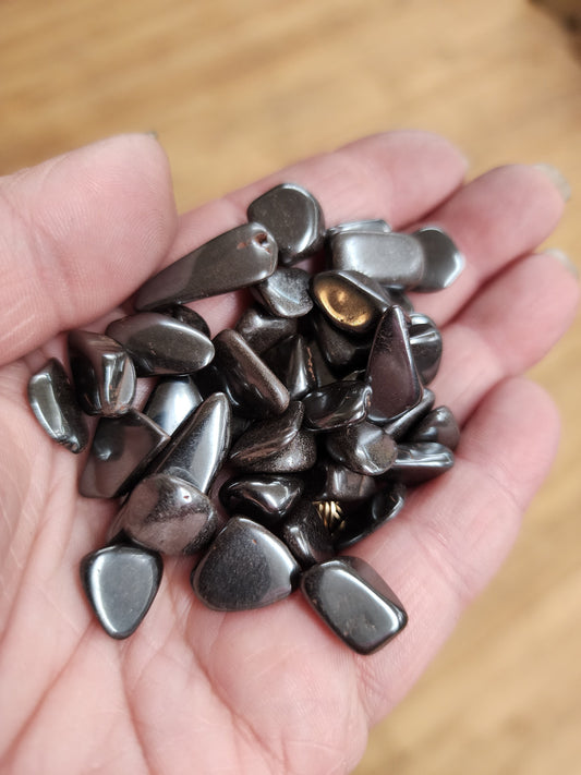 🖤✨ Hematite Tumble (Small) – Grounding Protection & Inner Strength! 🌑 - Tumbles