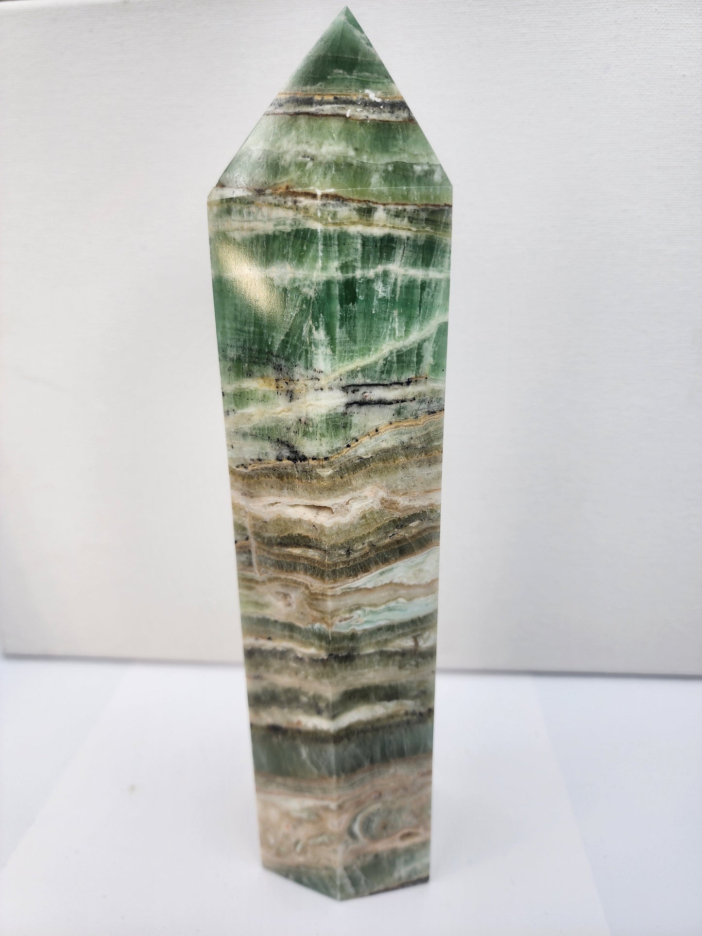 Huge Green Calcite Tower – Powerful Healing Stone 💚🔮 - 1 - 9.75’’