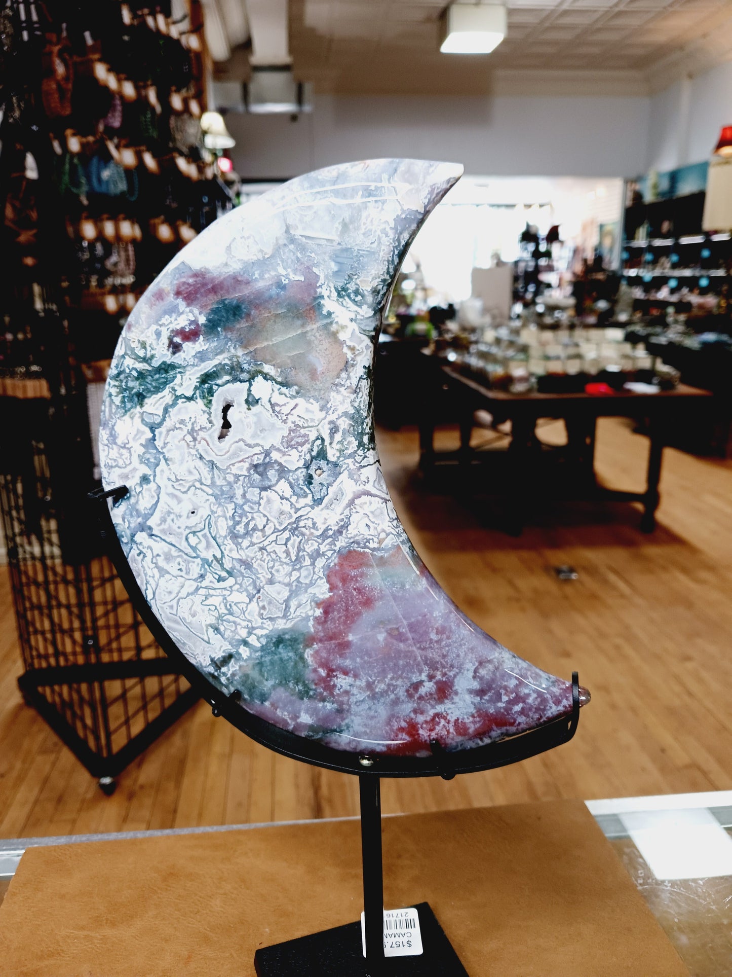 🌿🌙 Huge Moss Agate Moon on Stand – Growth Harmony and Earth Connection ✨ - 2 - Carvings