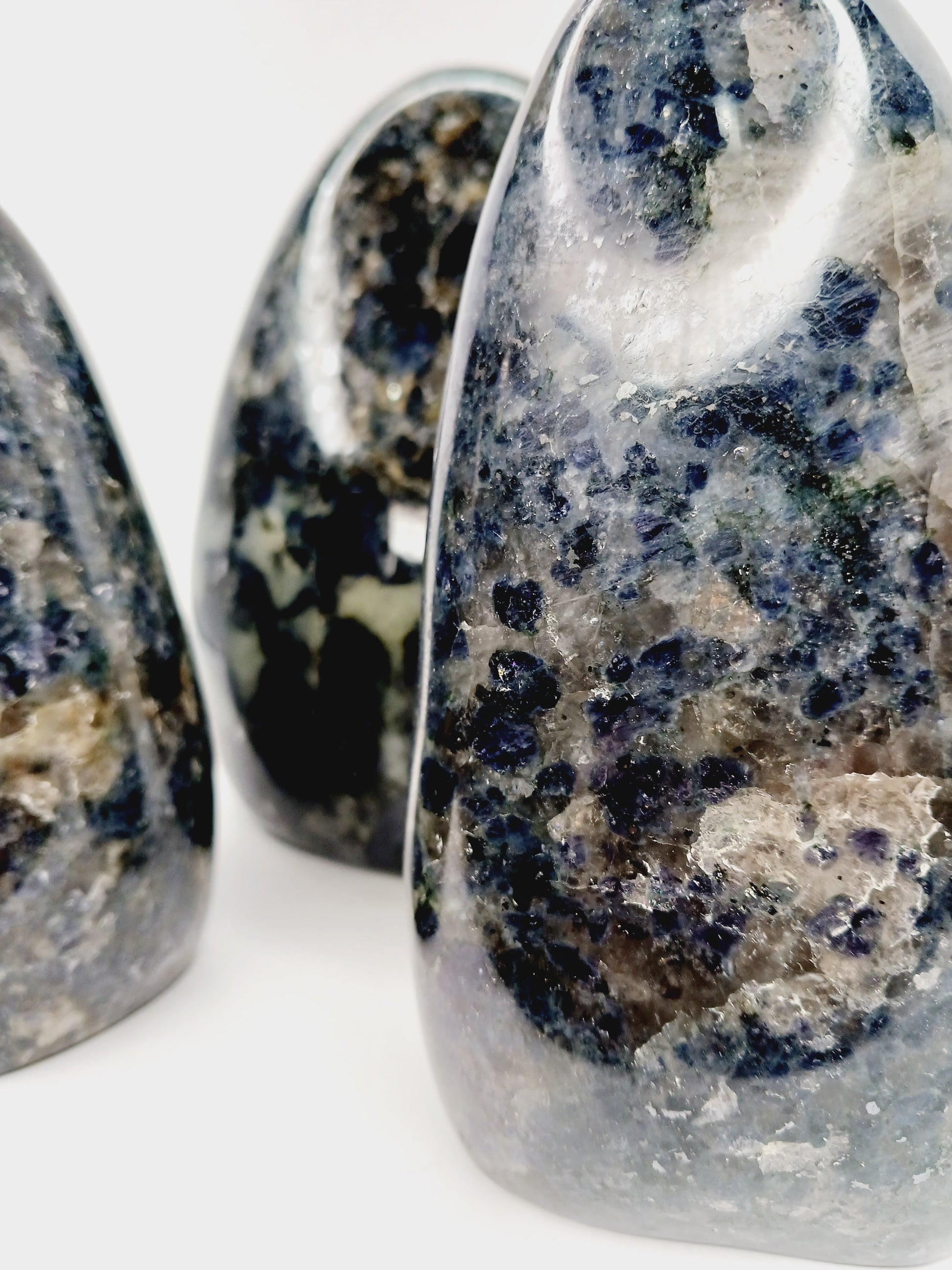 🔵✨ Iolite Freeform – Vision Clarity and Inner Journey 🌌 - Free Forms