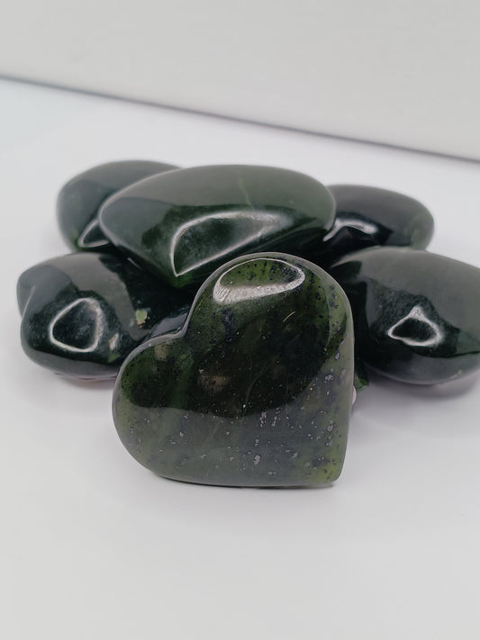 💚✨ Jade Heart – Intuitive Pick (1 1/2’’–1 3/4’’) – Luck Harmony & Heartfelt Healing! 🌿 - Carvings
