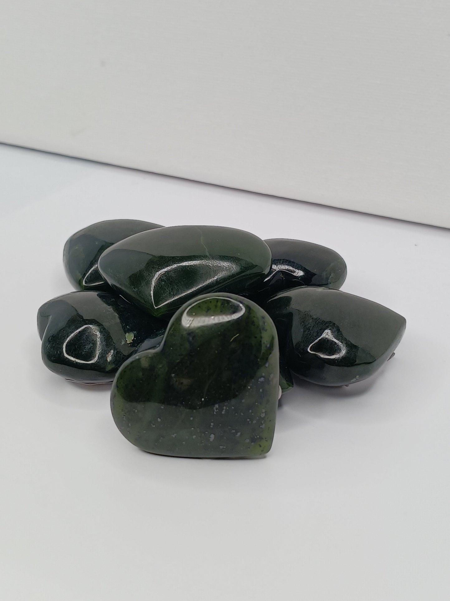 💚✨ Jade Heart – Intuitive Pick (1 1/2’’–1 3/4’’) – Luck Harmony & Heartfelt Healing! 🌿 - Carvings