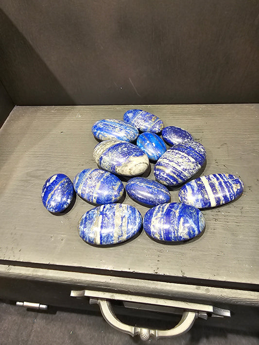 🔵✨ Lapis Palmstones – Wisdom Truth & Inner Peace in Your Palm! 🌙 - PALM